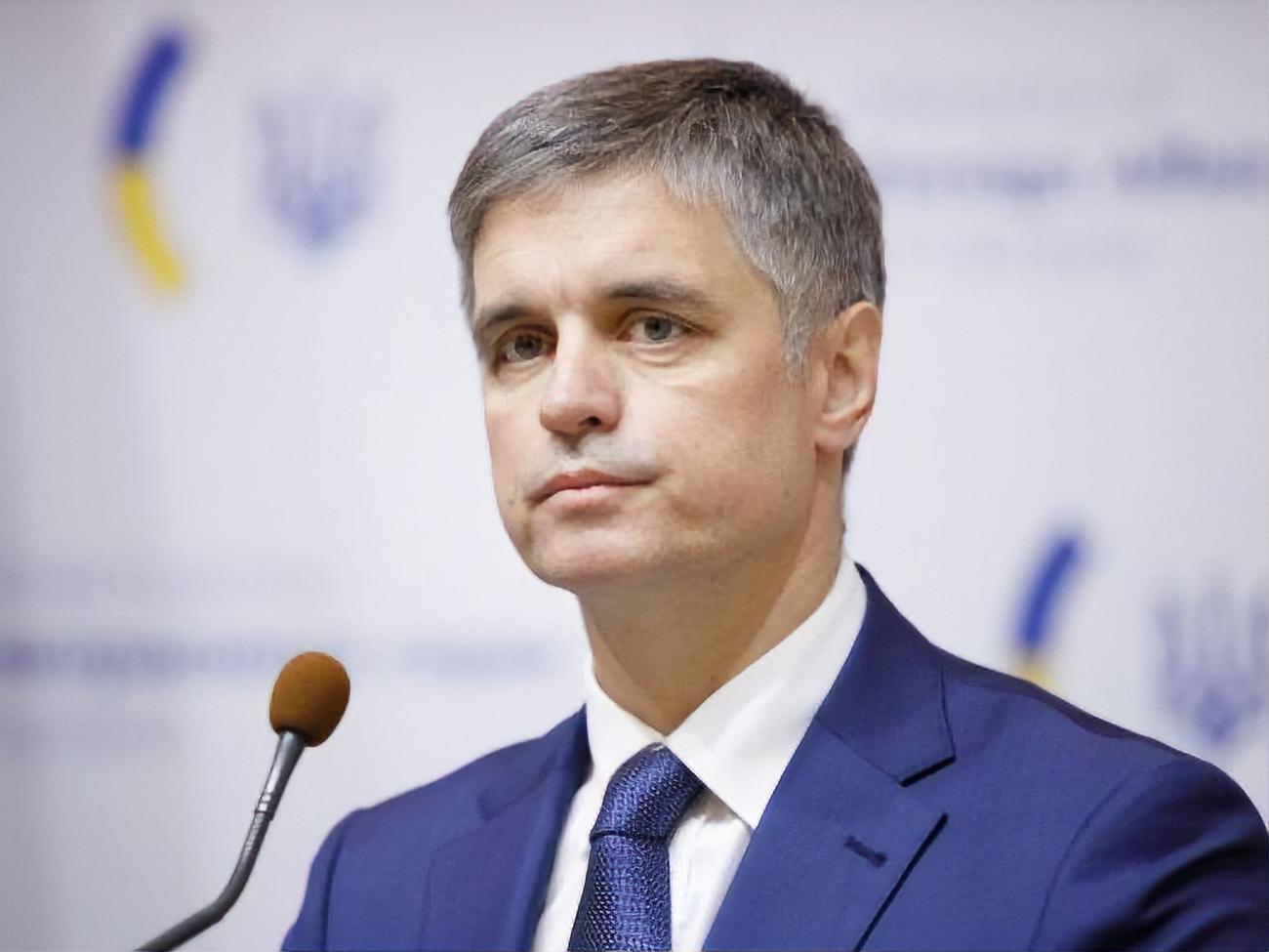 Пристайко объяснил, при каких условиях Украины готова выпускать сезонных работников за границу