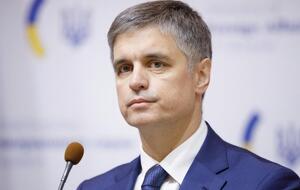 Пристайко объяснил, при каких условиях Украины готова выпускать сезонных работников за границу