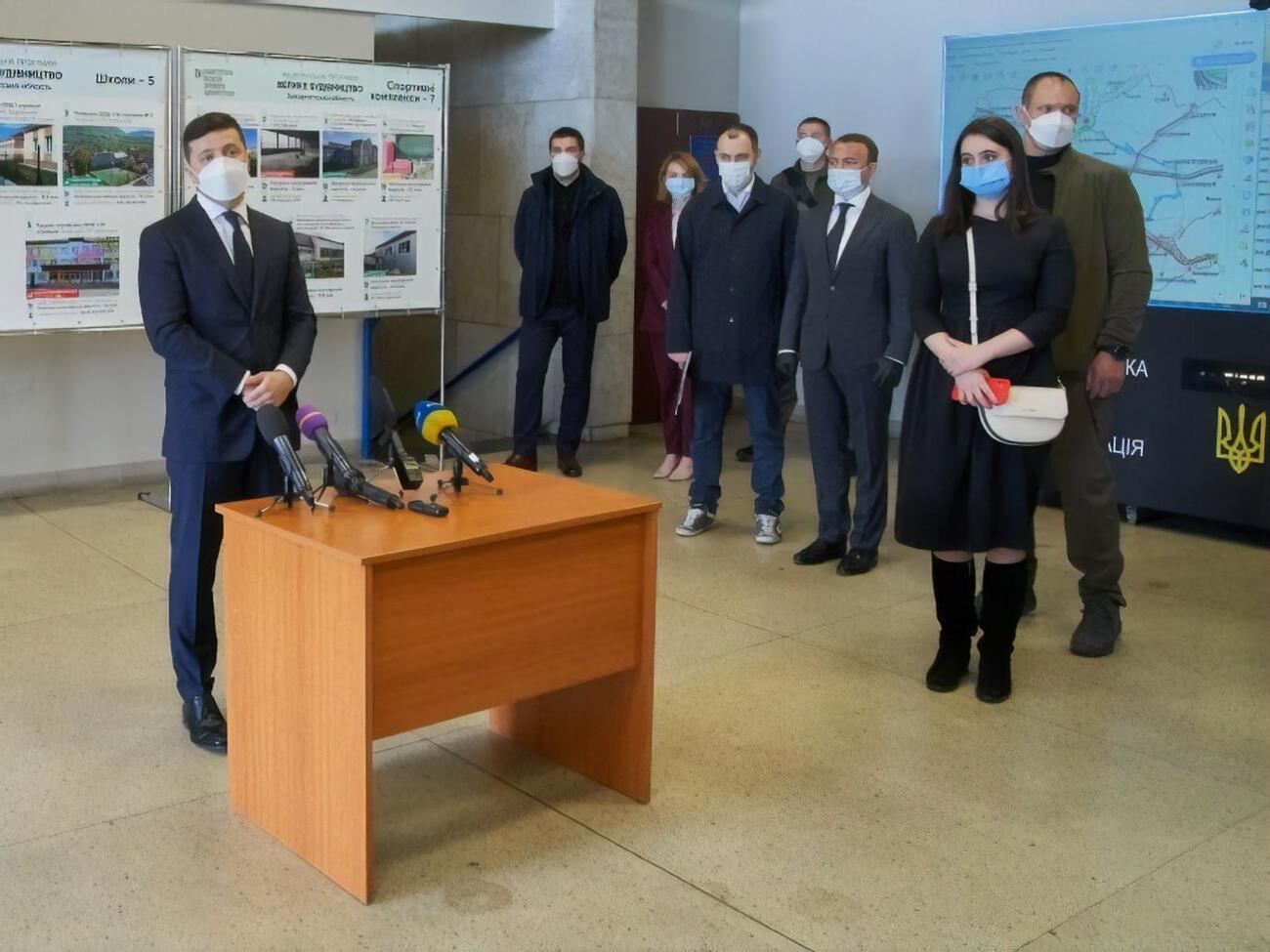 Зеленский: Мы никому ничего не блокируем