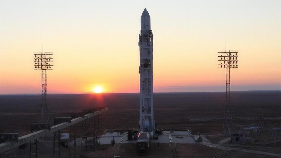 Элементы разгонного блока российской ракеты остаются на орбите после отделения космических аппаратов
