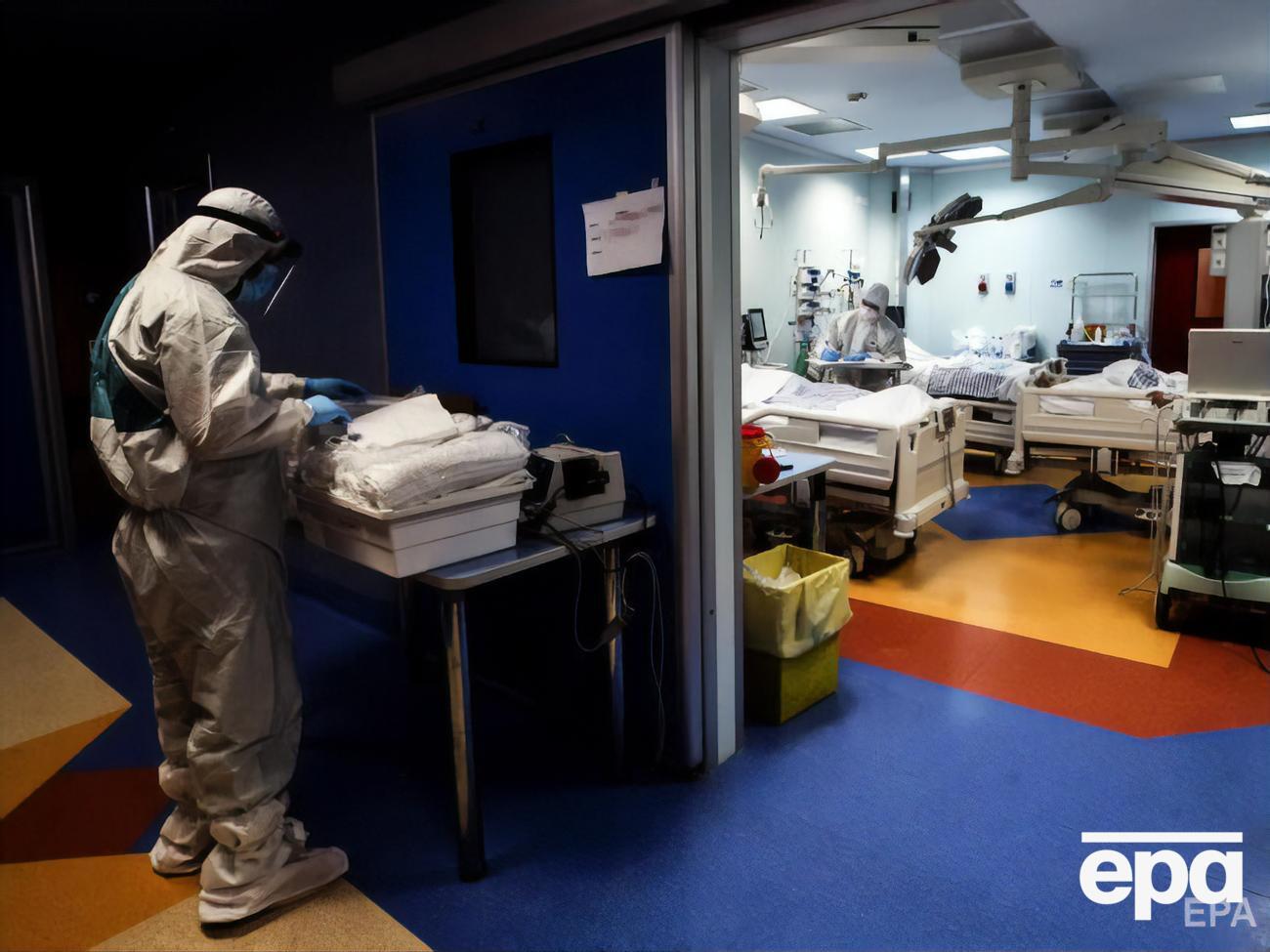 Общее количество жертв эпидемии коронавируса в Италии достигло 30 560 человек