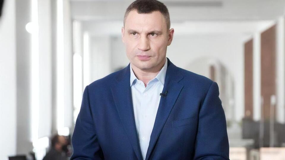 Кличко: Я навіть погрожував, що сяду за екскаватор і знесу цей п'ятий цех