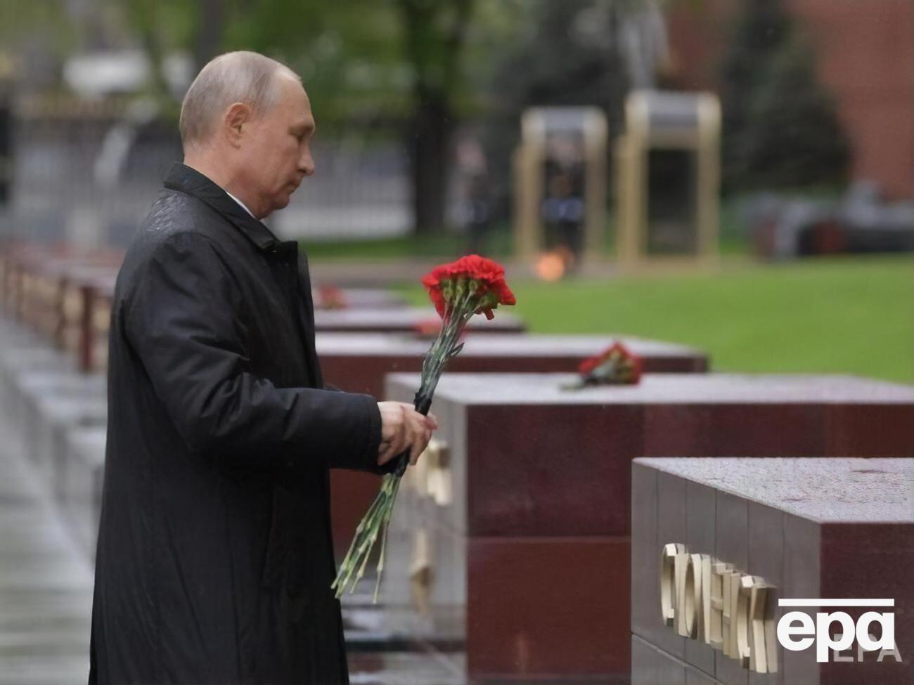 Путін: Не потрібно хапатися за наше героїчне минуле