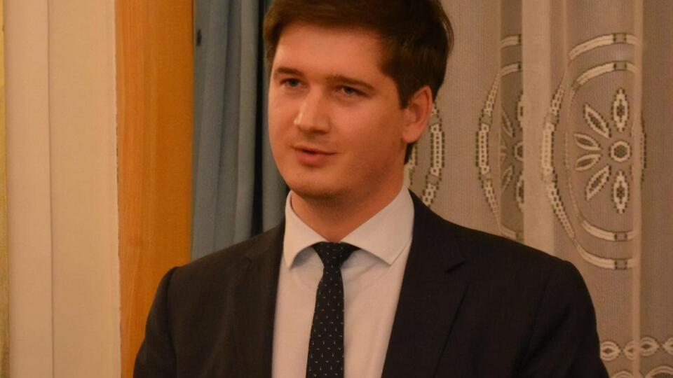 Кончаков заявив, що в його багажі були "засіб для дезінфекції й цукерки", а не отрута
