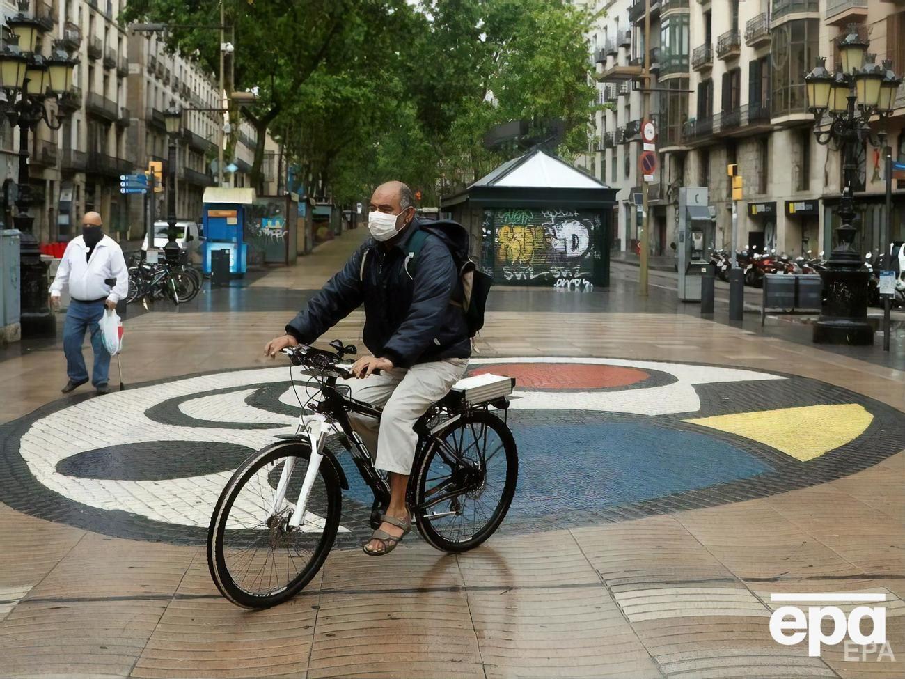 У зв'язку з поліпшенням епідемічної ситуації в Іспанії з кінця квітня пом'якшують карантин