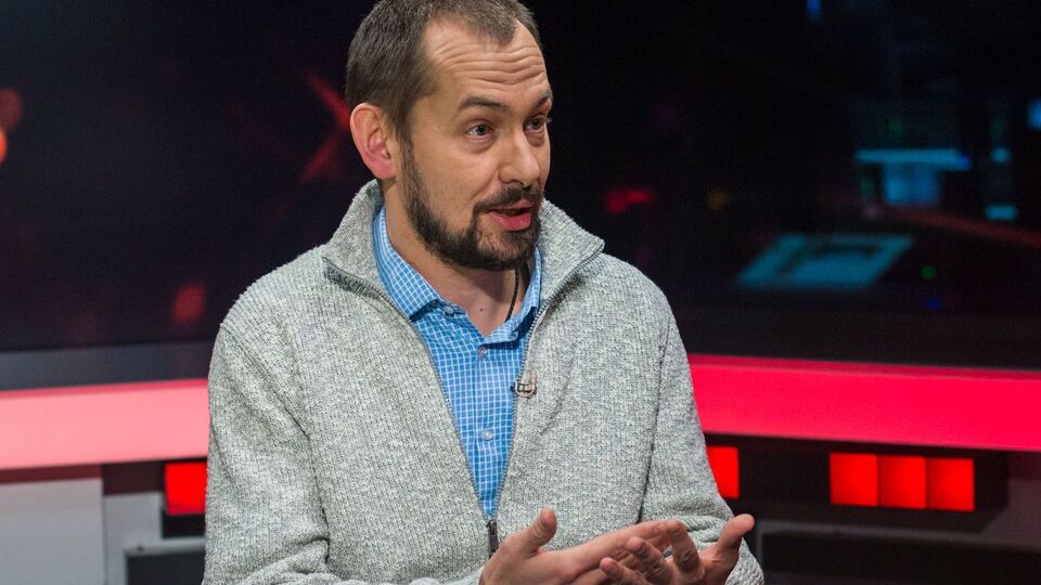Цимбалюк предположил, что Ломаченко и Усику не важно, какие флаги висят вокруг