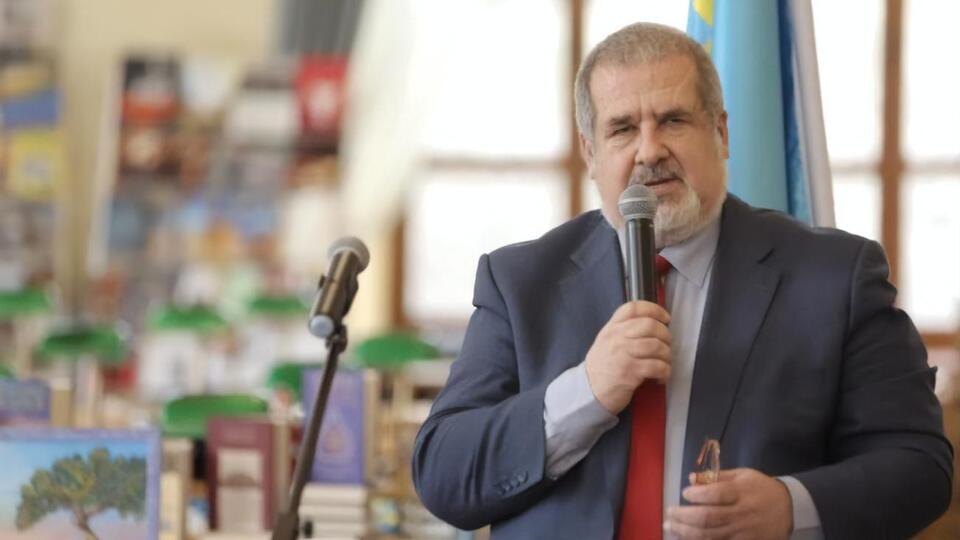 Чубаров: Москва сьогодні відкрито пригрозила кримськотатарському народу: "Не підкорятиметеся – можемо повторити"