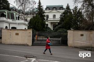 В российском посольстве считают, что чешские СМИ развернули "персональную травлю российского дипломата"