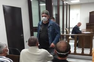 Блогер Петрухин отправился за решетку, несмотря на подозрение COVID-19