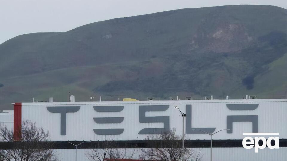 Tesla планувала відновити роботу заводу в Каліфорнії ще 4 травня