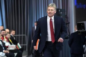 Песков заявил, что лечится от коронавируса