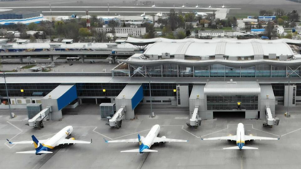 Загалом протягом минулої доби українські прикордонники оформили на в'їзд і виїзд 13,8 тис. громадян