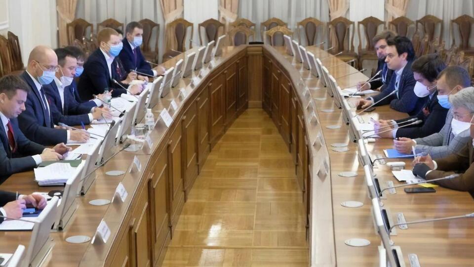 В Минэкономразвития на рассмотрении находятся 3339 пакетов документов предпринимателей для получения финансовой помощи
