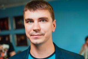 Антон Поляков: С такими успехами Венедиктовой сбор подписей уже за ее отставку просто неизбежен