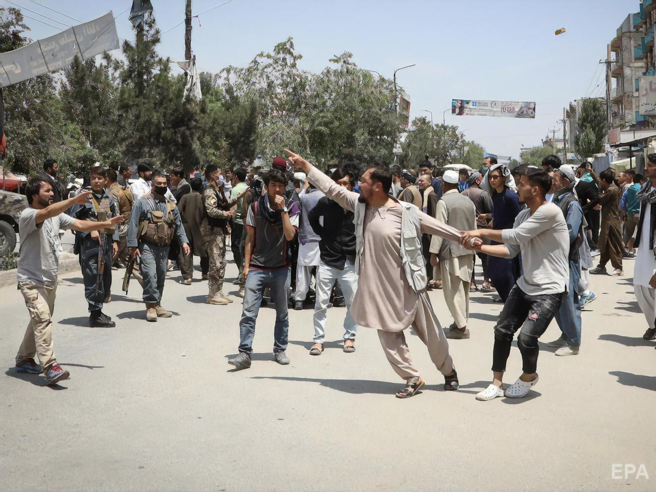 Террористы напали на роддом в Афганистане. Фоторепортаж