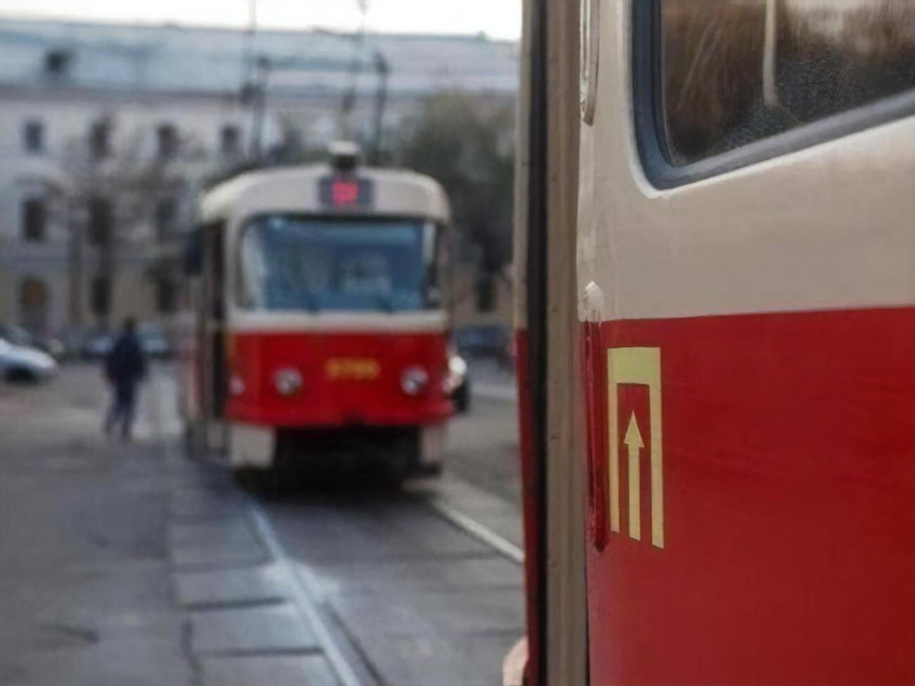 Рух громадського транспорту в Києві зупинили з 23 березня