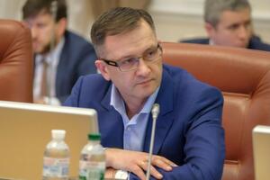 Уманский утверждает, что его прослушивают