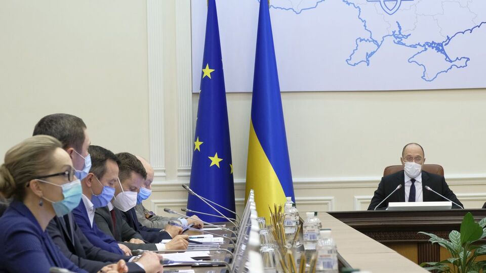Шмигаль закликав ЗМІ не вводити населення в оману