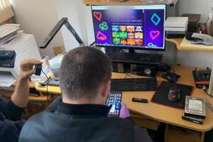 За місцем проживання фігуранта правоохоронці провели обшук