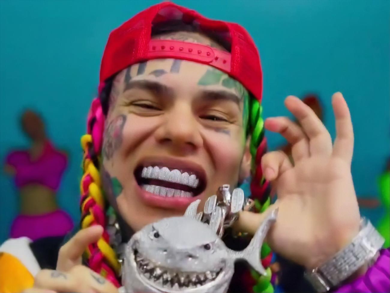 6ix9ine випустив кліп за місяць після виходу з в'язниці
