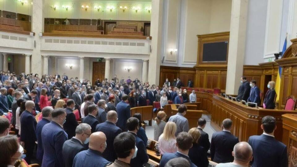 13 мая народные депутаты приняли законопроект, запрещающий возврат национализированных банков прежним владельцам