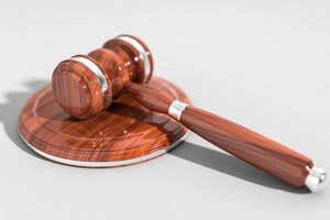 Нардеп вважає, що суди визнають закон таким, що відповідає нормам