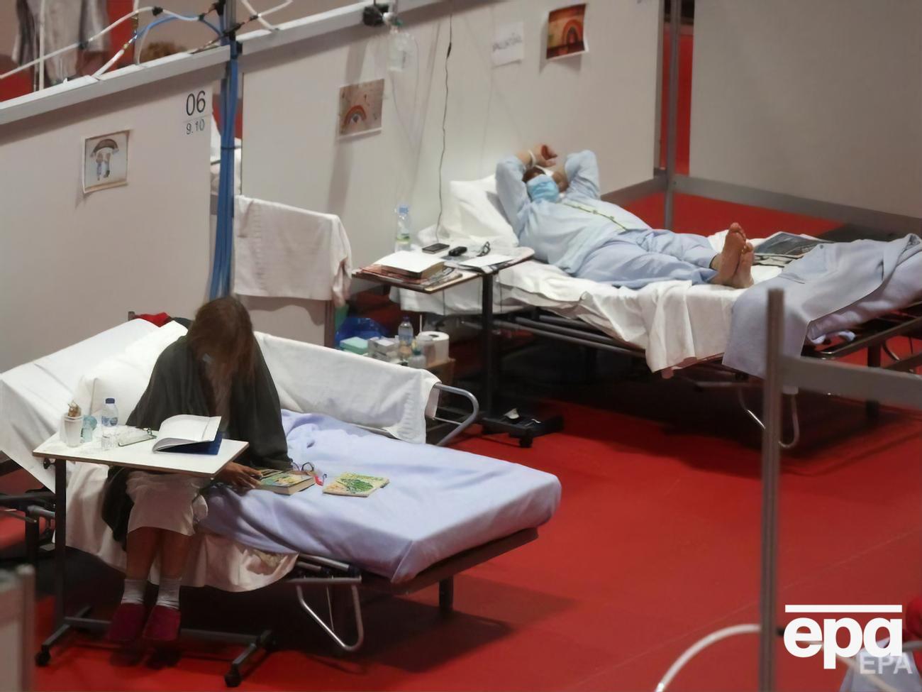 По официальным данным, коронавирусом заразилось 229 540 жителей Испании