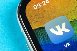 "ВКонтакте" остается под запретом