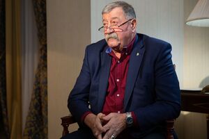 Лев: "Умца, умца" – это одна история. А у Вилли тексты были хорошие