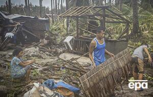 На Филиппины обрушился тайфун, власти эвакуировали более 140 тыс. человек. Фоторепортаж