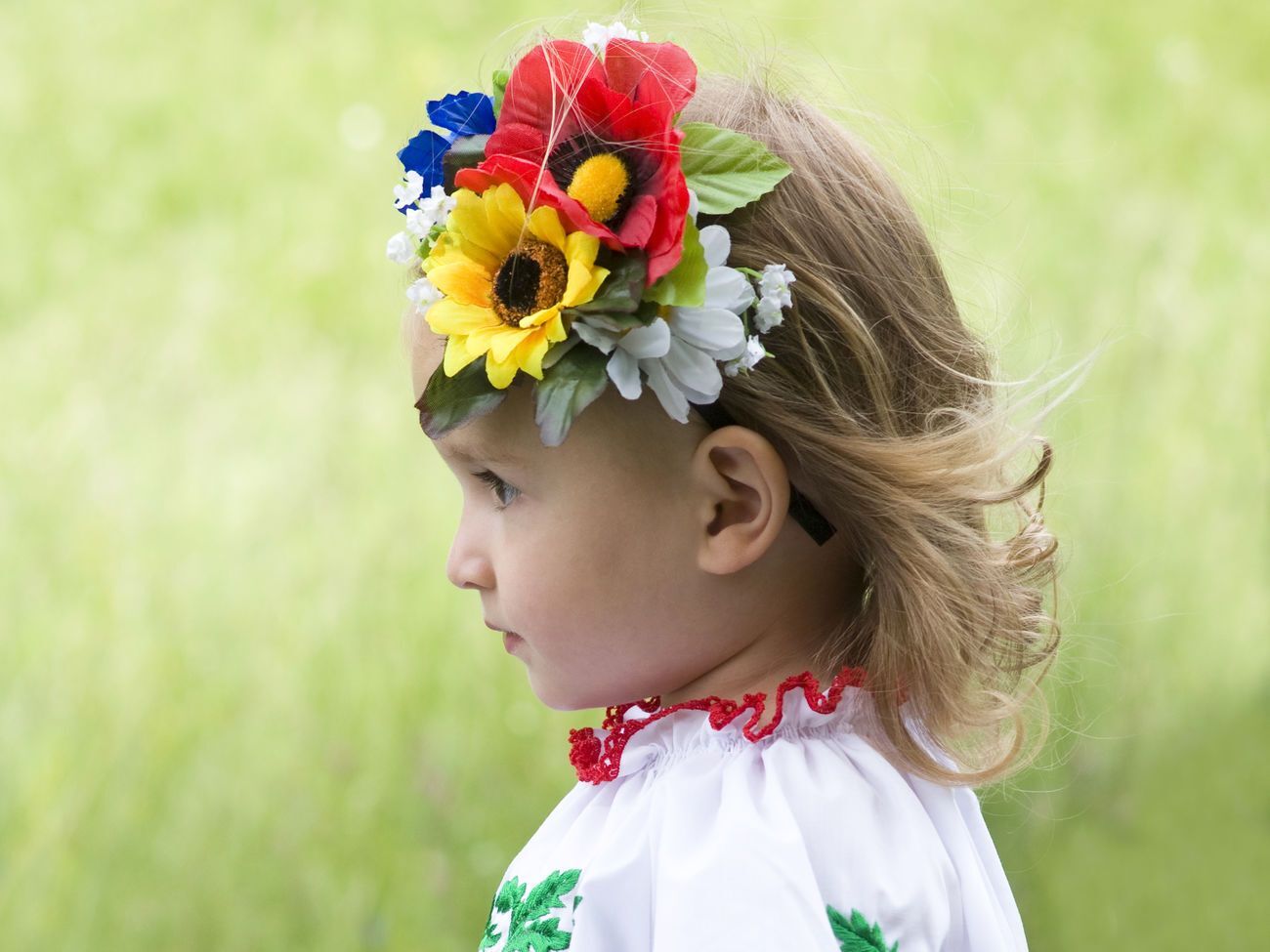 Желающие принять участие во флешмобе должны опубликовать в социальной сети историю вышиванки