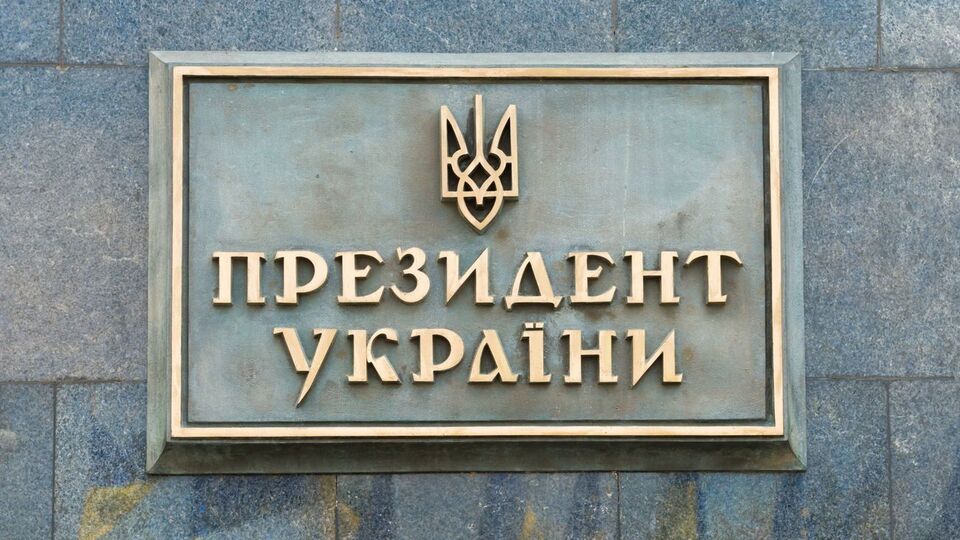 Зеленський продовжив дію санкцій проти російських сайтів і соцмереж