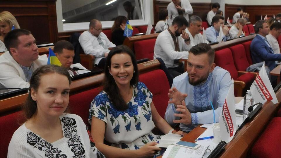 Найменше депутаток у Житомирській – 12,4%, Черкаській – 10,5% і Закарпатській областях – 10%