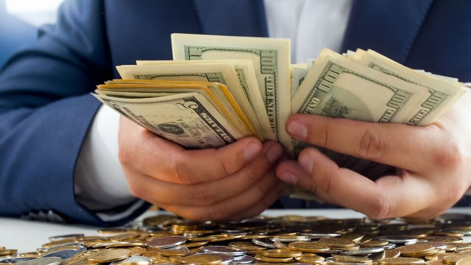 Із російського багатія в Україні зняли всі обмеження