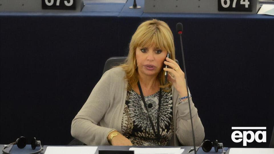 Внучка Муссолини также является родственницей Софи Лорен