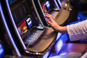 Рада начнет рассматривать законопроект о легализации игорного бизнеса во втором чтении