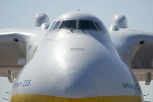 "Мрія" доправила в Україну понад 100 тонн вантажу