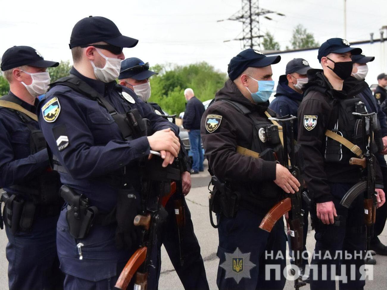 Мариуполь отрабатывали 160 силовиков