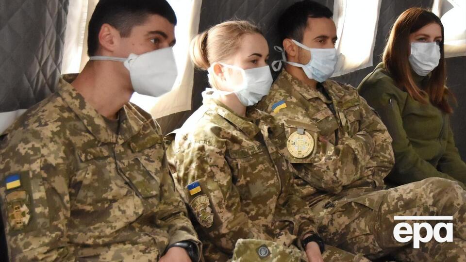 Военные на Донбассе обеспечиваются средствами защиты