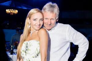 Навка родила Пескову дочь в августе 2014 года, а спустя год пара зарегистрировала брак