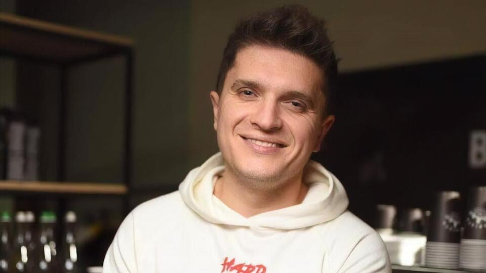 Анатолий Анатолич: Теперь ношу шапку в мае