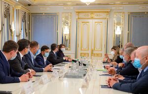 Зеленський провів зустріч із кримськими татарами