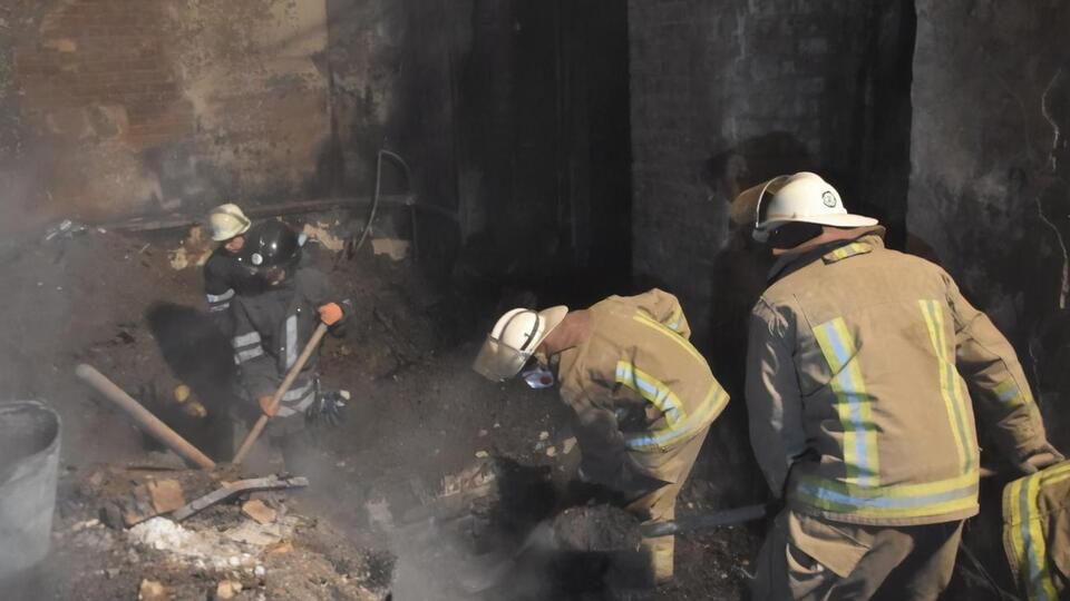 4 грудня 2019 року на третьому поверсі шестиповерхового будинку в Одесі на вулиці Троїцькій, 25 спалахнула пожежа