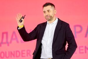 Арахамія: Є міста, де в нинішніх мерів доволі міцні рейтинги. Умовний ноунейм не може з ними змагатися апріорі