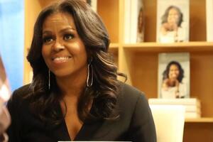 20 апреля Обама провела первый эфир, во время которого прочитала детям сказки