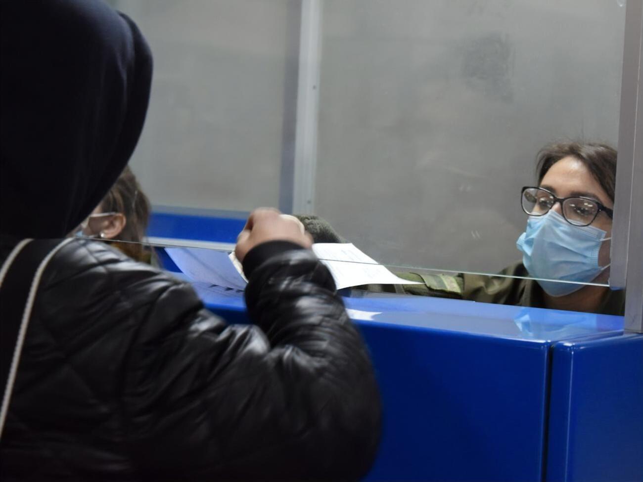 Все вернувшиеся на родину установили мобильное приложение "Дій вдома" и обязались провести в самоизоляции две недели