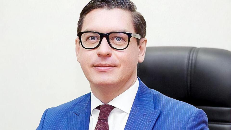 Із 2014-го до 2019 року Синяков працював у НАК "Нафтогаз України"