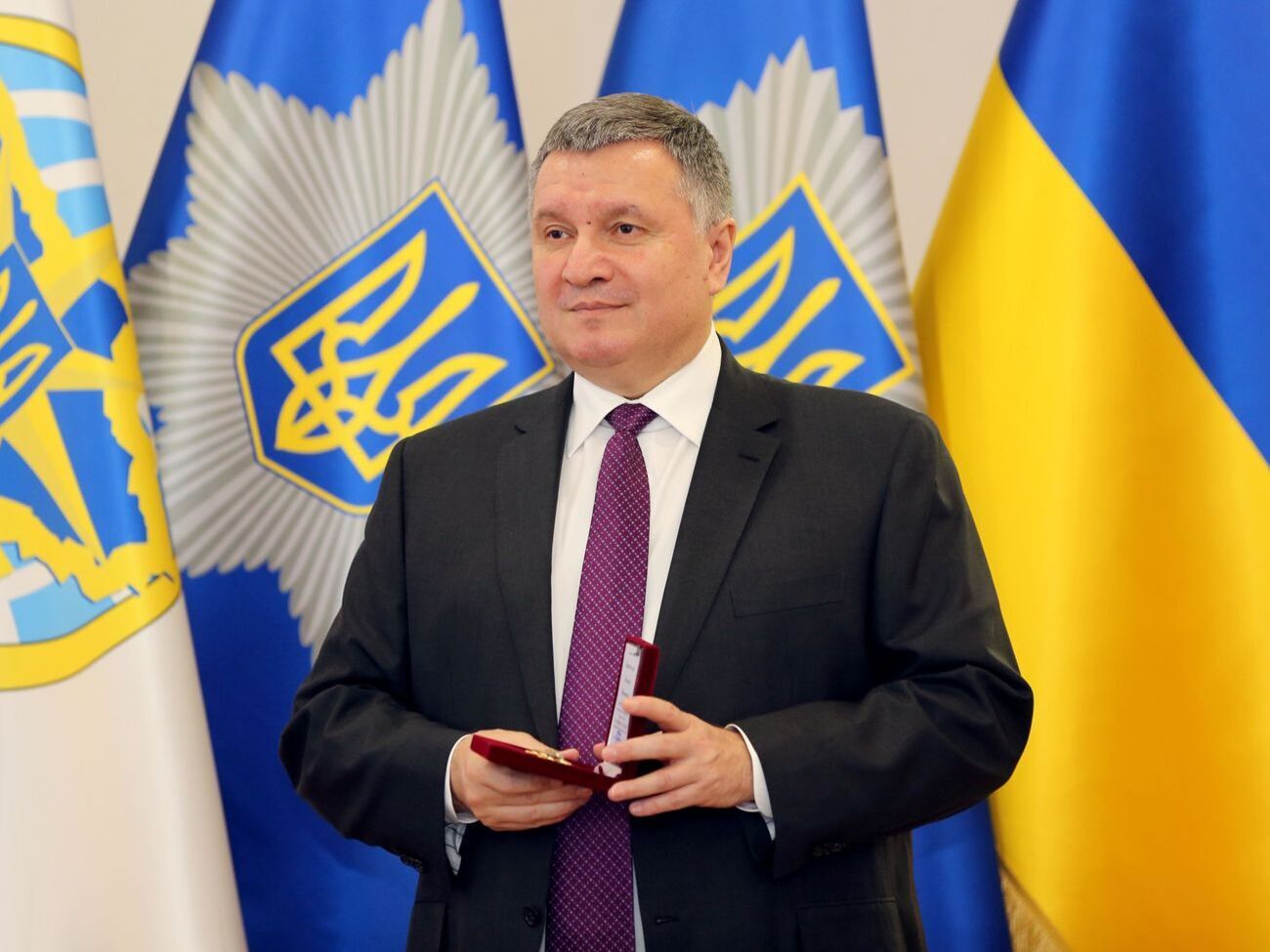 Зеленский: У Авакова есть близкие товарищи, с которыми я точно не дружу