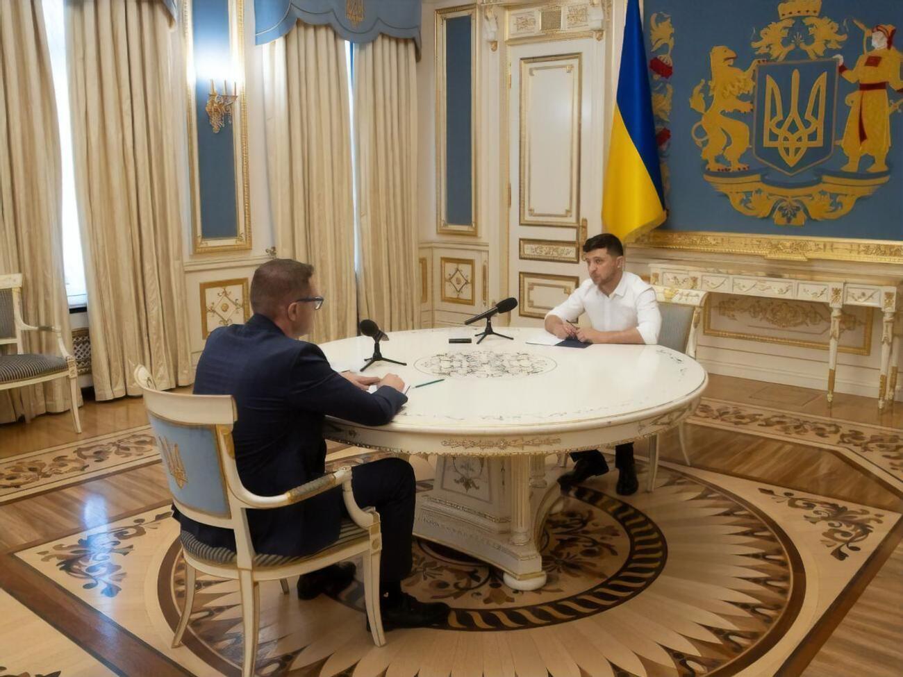 Зеленський про Баканова: Ми дійсно товаришуємо, я дійсно поважаю цю порядну людину