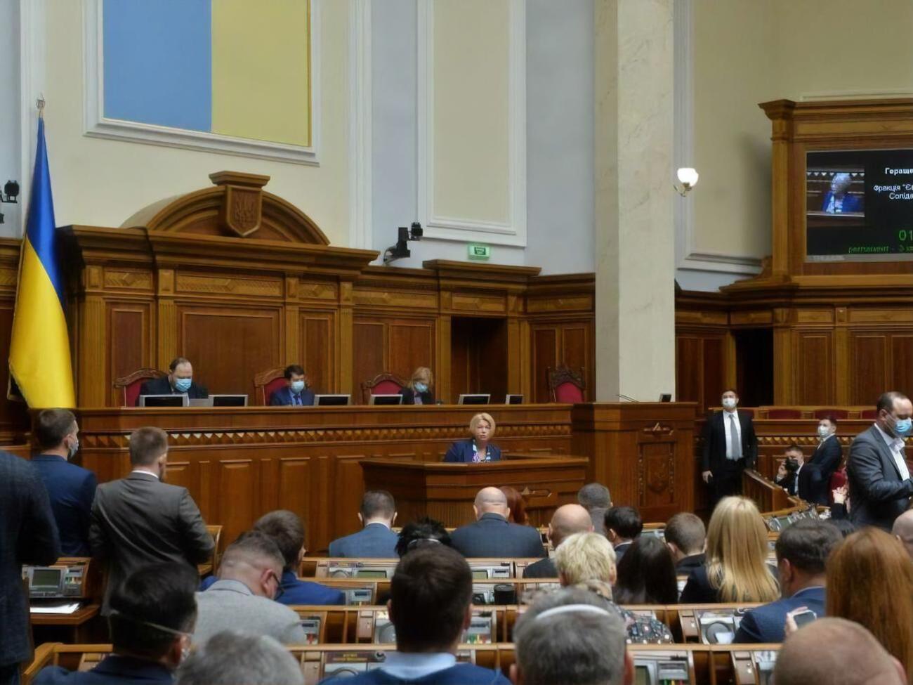 Рада ухвалила зміни до закону про спам-поправки в першому читанні